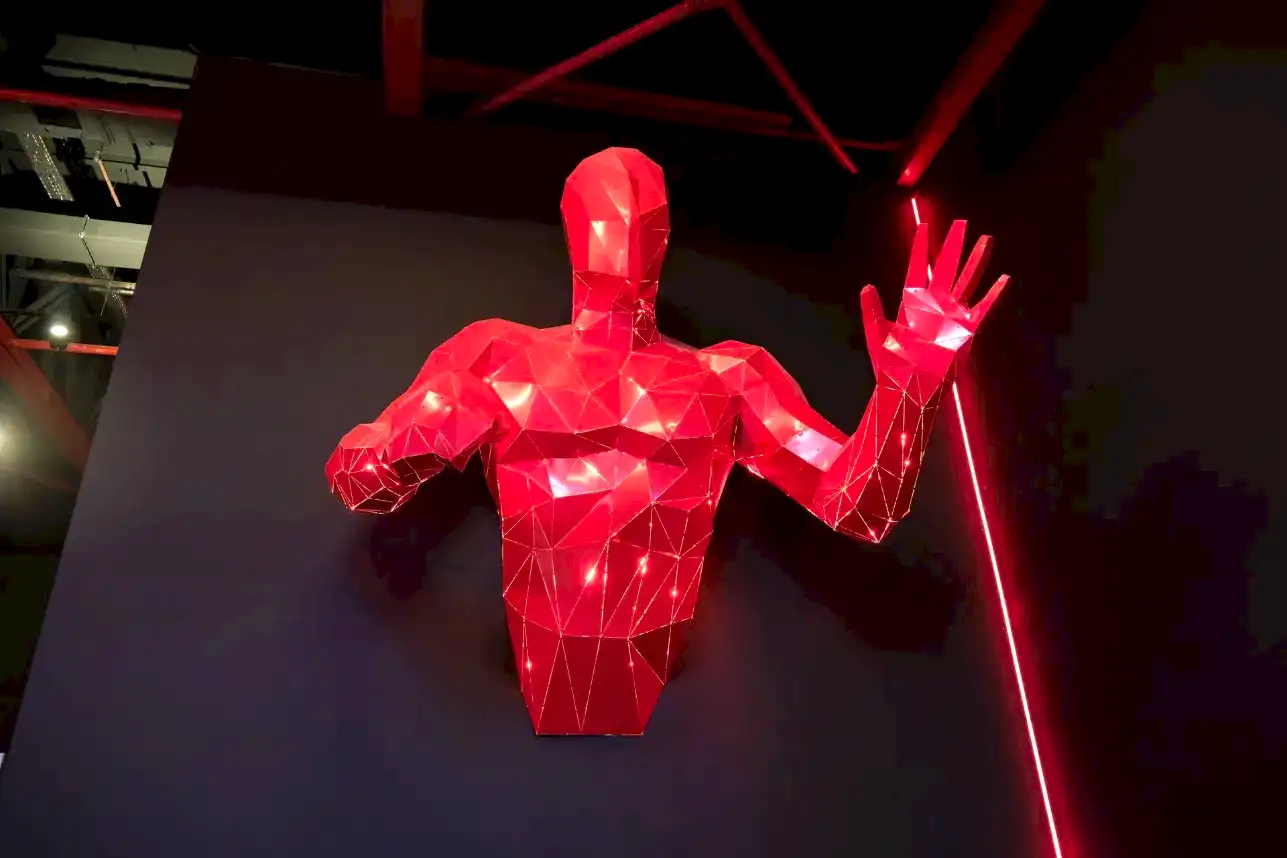 Bursa Özlüce fitness ve dövüş sporları salonu – Hyperion Fitness Özlüce’nin modern iç mekânı